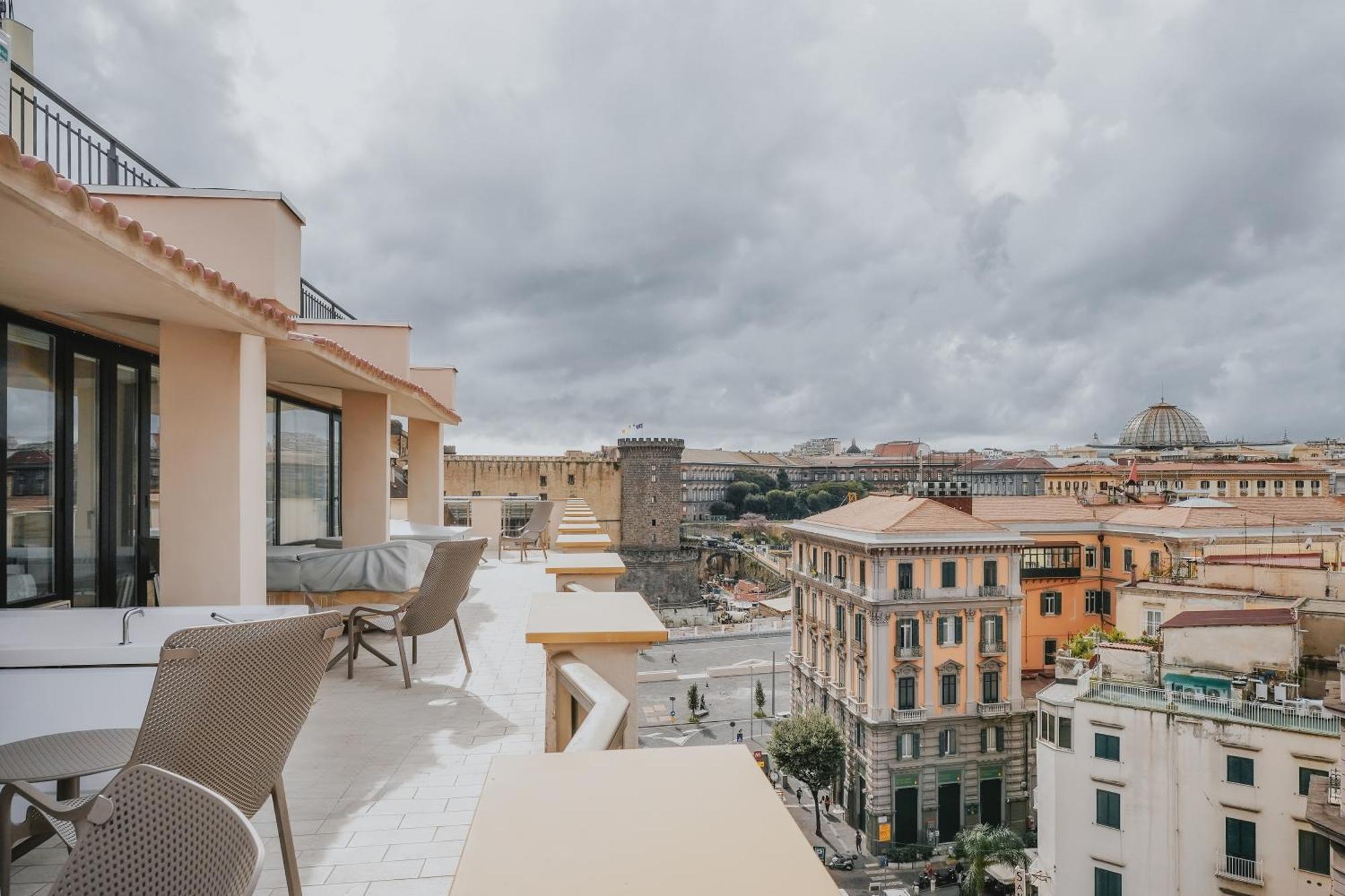 Poetica Boutique Sky Hotel Napoli Exterior foto